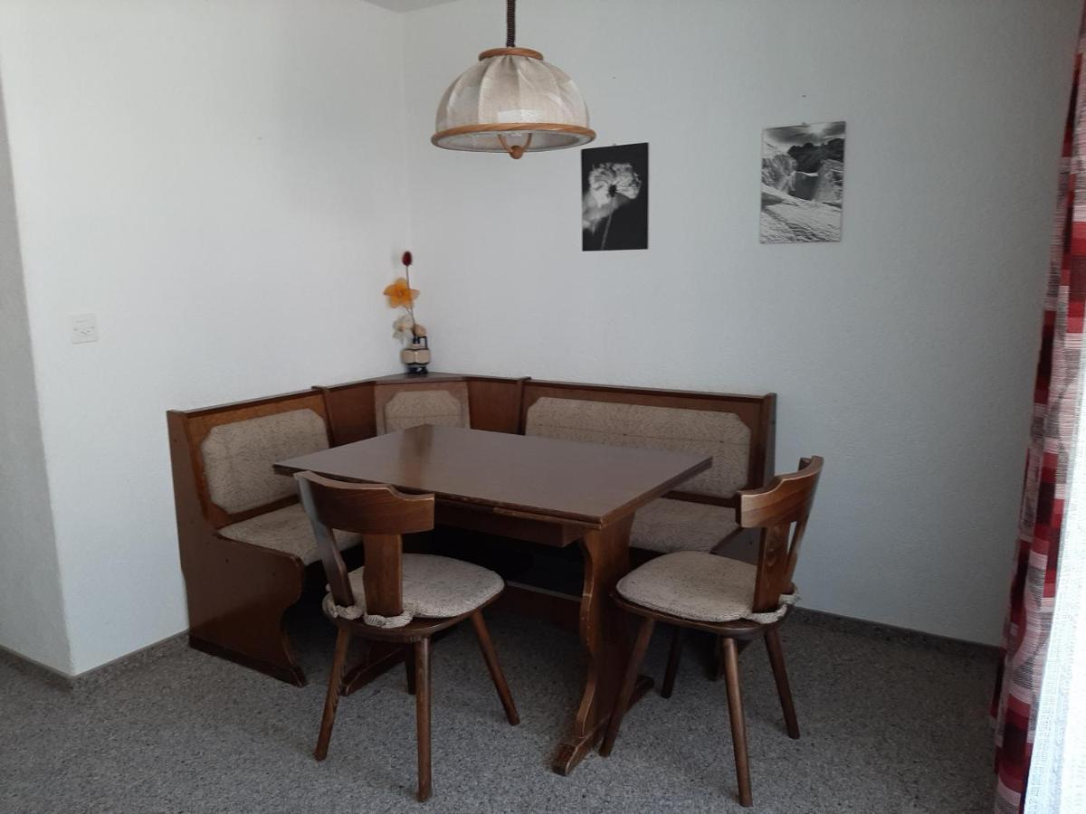 Haus Marmotta Apartment Лойкербад Екстериор снимка